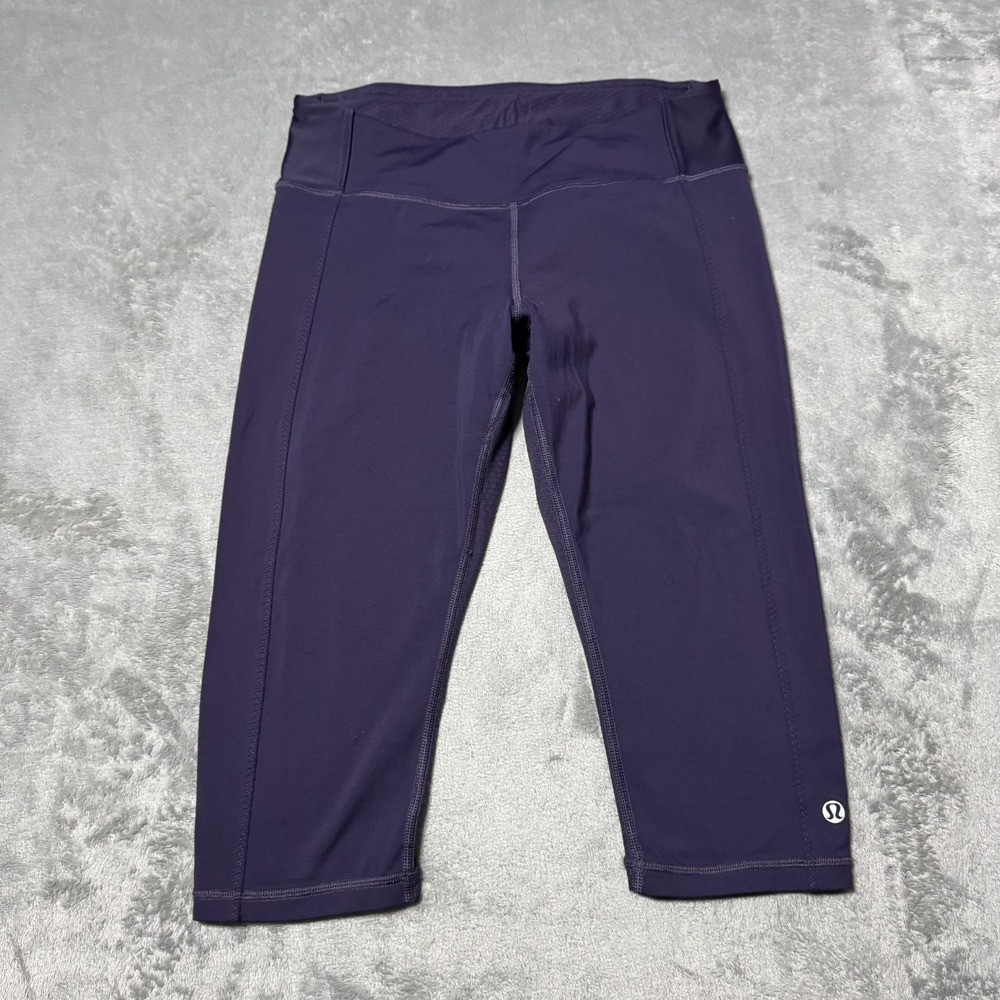 Lululemon Cropped Leggings Women's Size 8 Purple Comfort Skinny Leg Activewear
